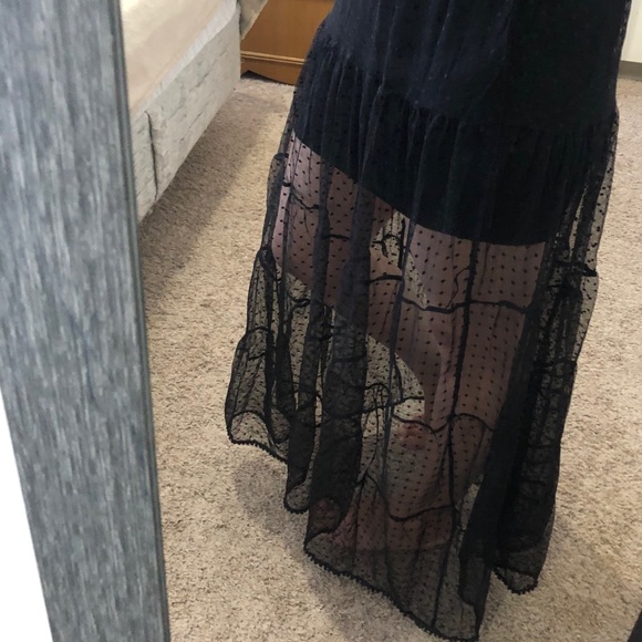 ✨ 3 for 30 ✨ Forever 21 tiered mesh skirt - Picture 4 of 5